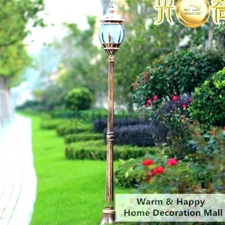 Front Yard Light Pole Front Yard Lamp Post Light Post Landscape Ideas Front Yard Light Post Ideas Front Yard Lamp Front Yard Lamp Post Front Yard Light Pole