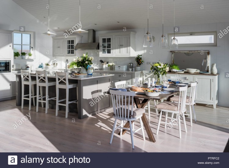 kitchen dining room