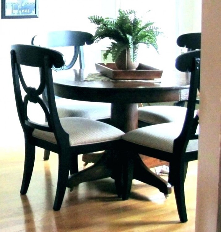 Items in picture: “Exquisite Taste” Dining Table
