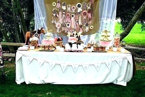 Outdoor baby shower