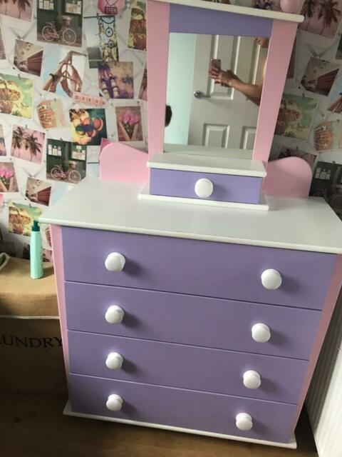 Built in bedroom furniture