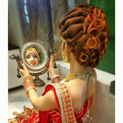 #67 Vintage Inspired Hairstyle: Indian Wedding