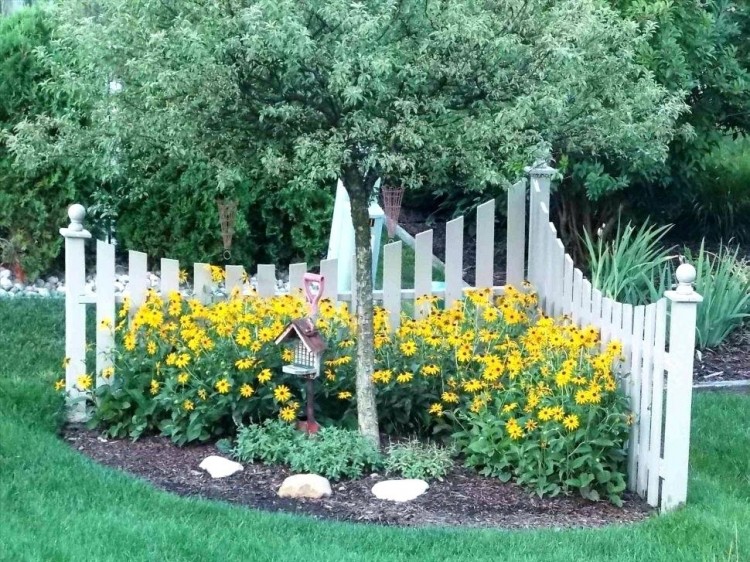 flower bed fence ideas barrier line beautiful and cheap garden for privacy  green gold decorating fascinating