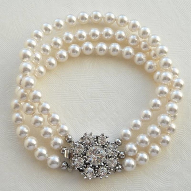 Freshwater White Pearls Bracelet For Fitbit Flex 2 Activity Tracker Flowers  Design Gold Metal Holder Fitbit Flex 2 Band Handmade Jewelry Replacement