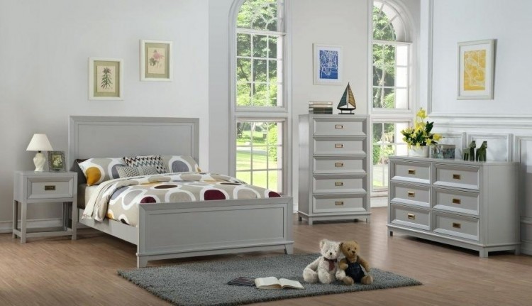 white gloss bedroom furniture