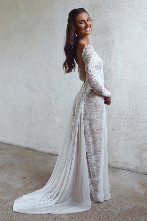 2019 Olivia Bottega Country Wedding Dresses Sheer Scoop Neck Lace Appliques Pearls A Line Long Sleeve Bridal Gowns Custom Made Wedding Dress Wedding Dresses
