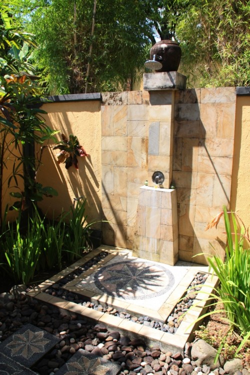 amazing outdoor bathroom with bathtub and shower 4 nice outdoor shower ideas