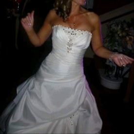 Maggie Sottero Perla Wedding Dress In Alabaster (Size