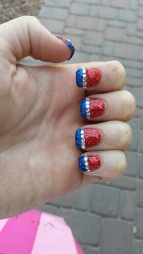 com Patriotic 4th of July Nail Art