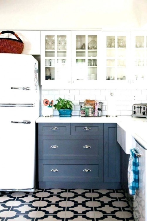 com sherwin williams antique white cabinet paint