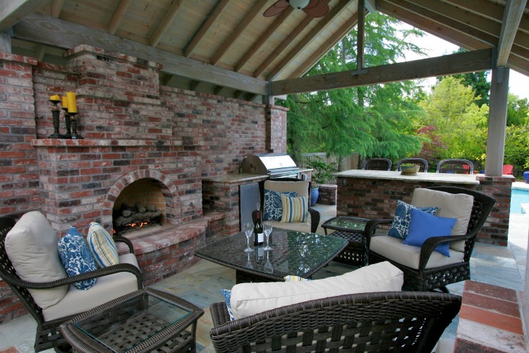 loggia Outdoor Living Rooms