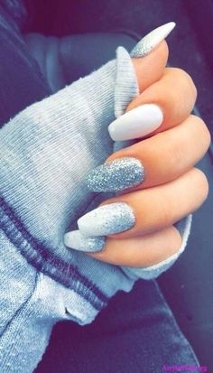 25 Acrylic Nail Art