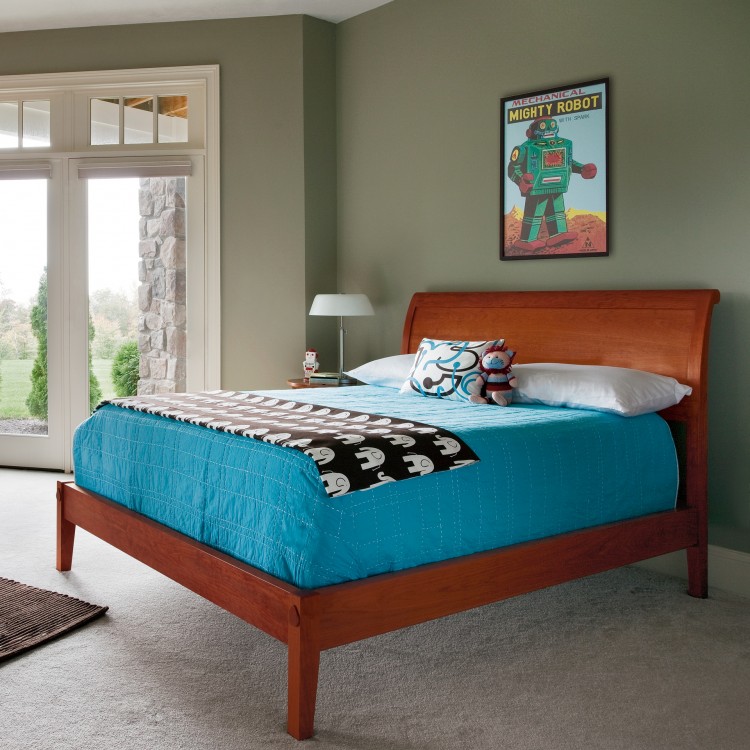 Standard Furniture NathanKing Sleigh Bed Image shown may not represent bed  size indicated