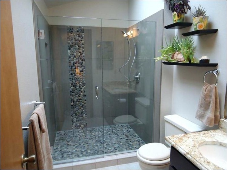 Small shower unit